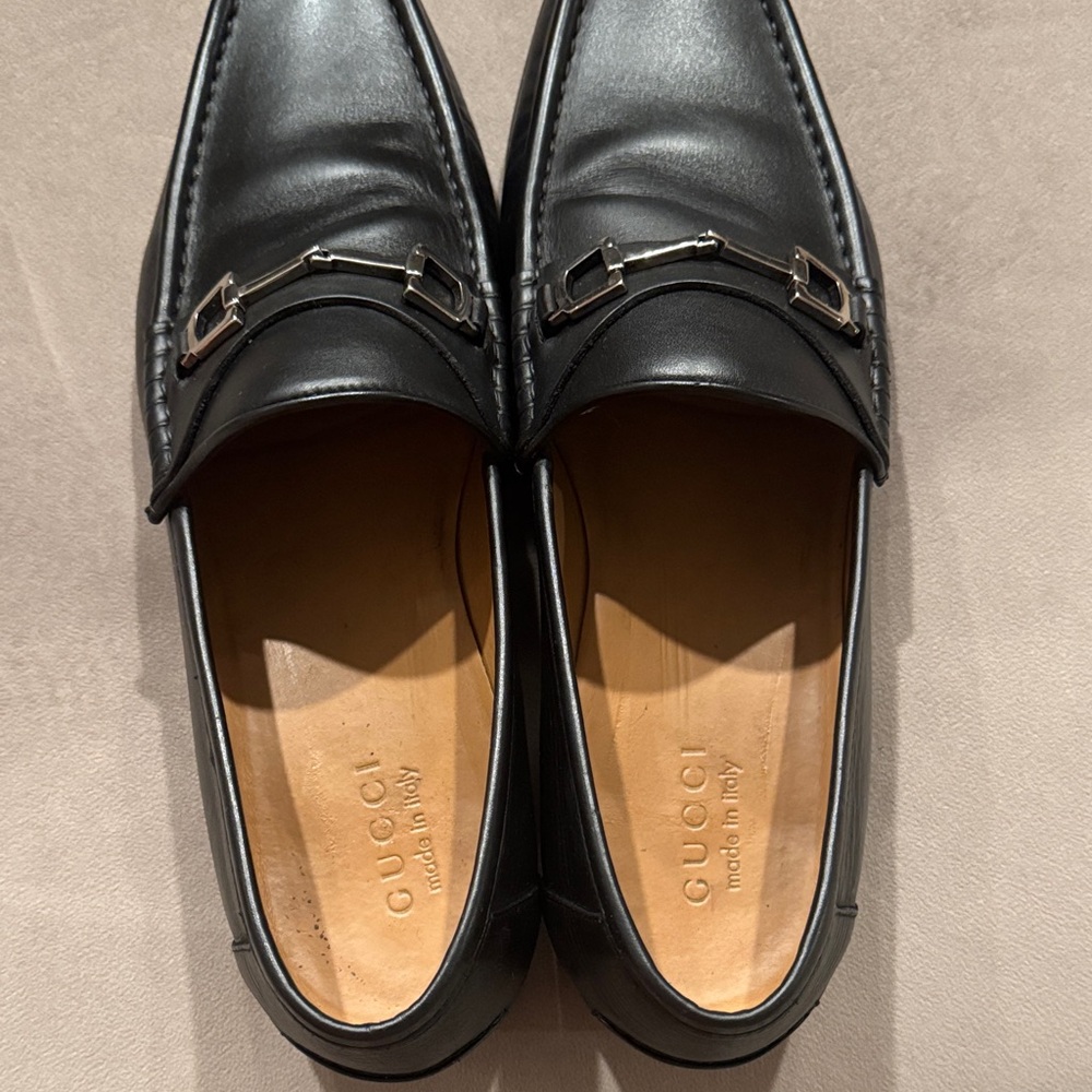 Gucci Black Leather Slip-On Loafers with Silver Buckle - Picture 3 of 4